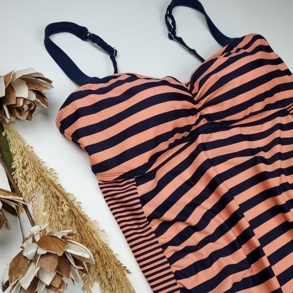 NEW Beach Bump Maternity Tankini Swim Top Sz L - Picture 2 of 12